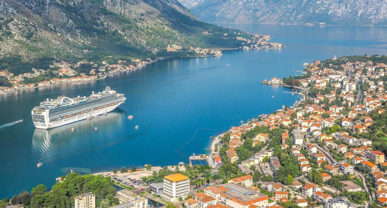J&M Apartment Kotor Zewnętrze zdjęcie