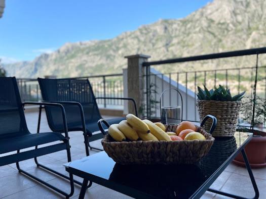 J&M Apartment Kotor Zewnętrze zdjęcie