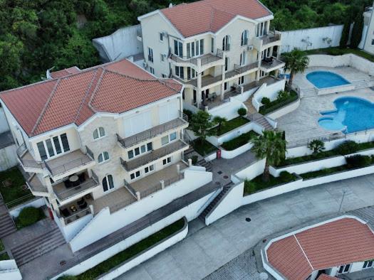 J&M Apartment Kotor Zewnętrze zdjęcie