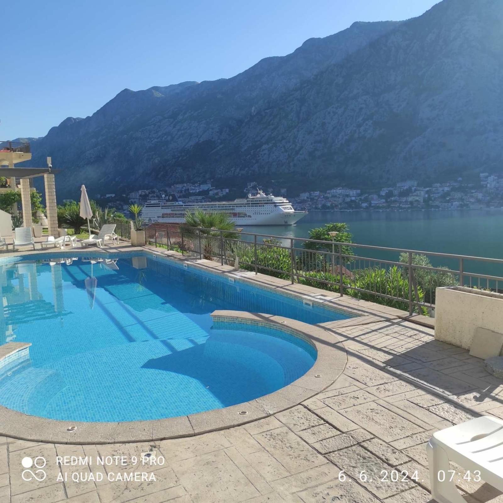 J&M Apartment Kotor Zewnętrze zdjęcie