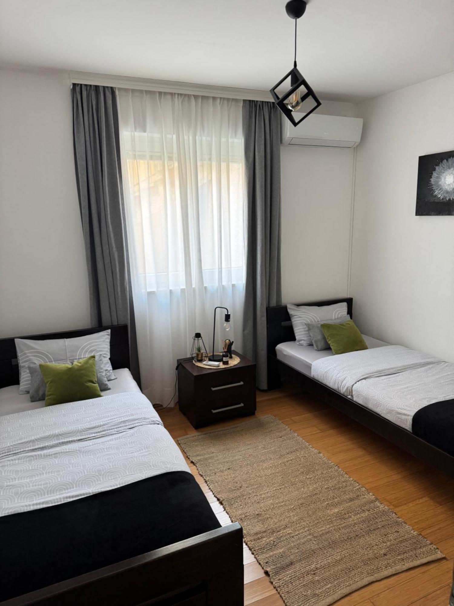 J&M Apartment Kotor Zewnętrze zdjęcie