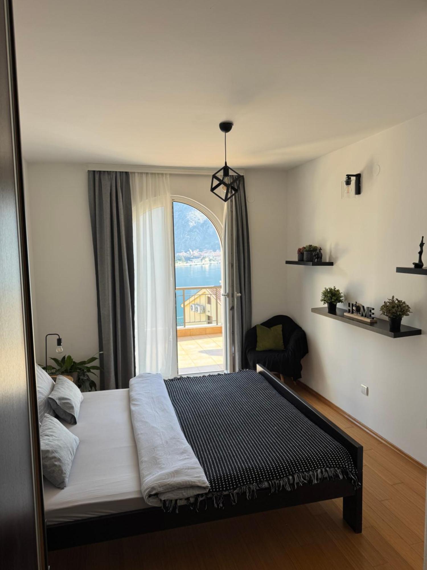 J&M Apartment Kotor Zewnętrze zdjęcie