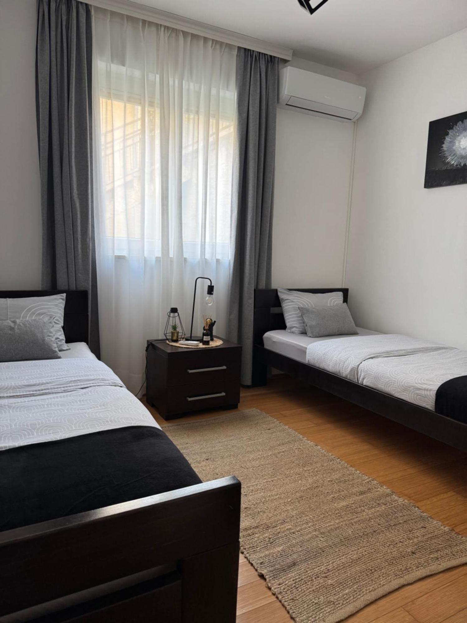 J&M Apartment Kotor Zewnętrze zdjęcie