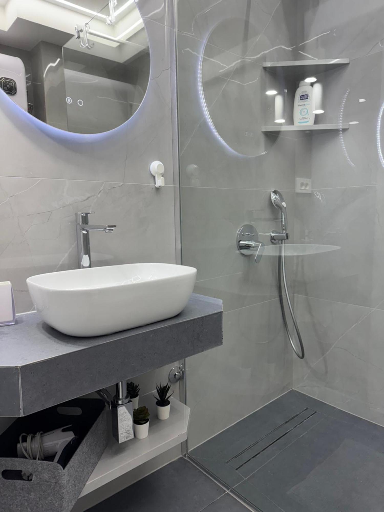 J&M Apartment Kotor Zewnętrze zdjęcie